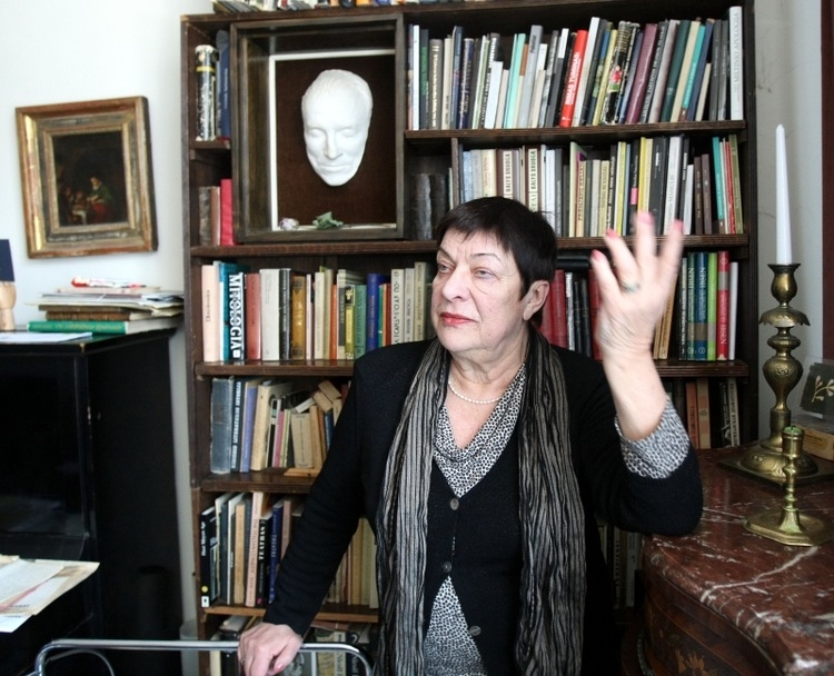 Audronë Girdzijauskaitë rasytoja „Teksto rakto“ laureatė – Audronė Girdzijauskaitė, teatrologė. Apdovanojimas skiriamas už kultūrą apžvelgiančius tekstus savaitraštyje „Šiaurės Atėnai“ bei naujausią savo knygą „Atminties šuliniai“.