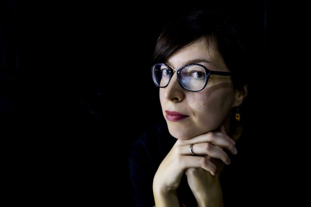 Dovile╠ć Zavedskaite╠ć-Statkevic╠īiene╠ć. Nuotrauka D. Matvejevo „Teksto rakto“ laureatė – Dovilė Zavedskaitė-Statkevičienė, teatro kritikė, dramaturgė. Apdovanojimas skiriamas už savitą stilių ir aktyvią veiklą kritikos baruose.