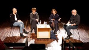 SMKA diskusija „Teatro (a)politiškumas šiandien: tarp kūrybos ir tribūnos”