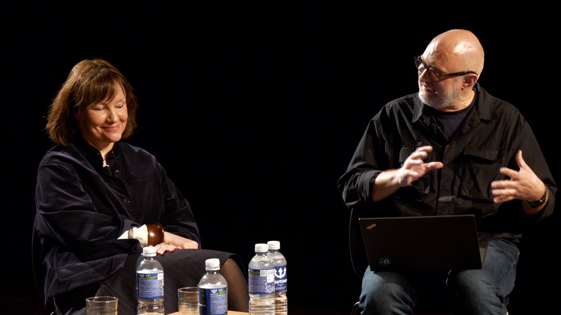 SMKA diskusija „Teatro (a)politiškumas šiandien: tarp kūrybos ir tribūnos”